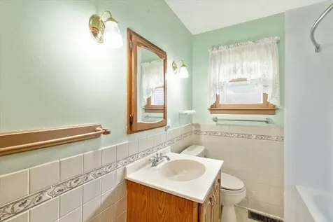 86 Prospect Hill Road St. Albans Town VT 05478