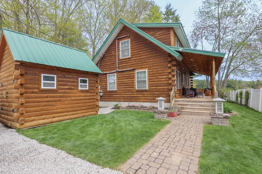 174 Gardners Grove Road Belmont NH 03220