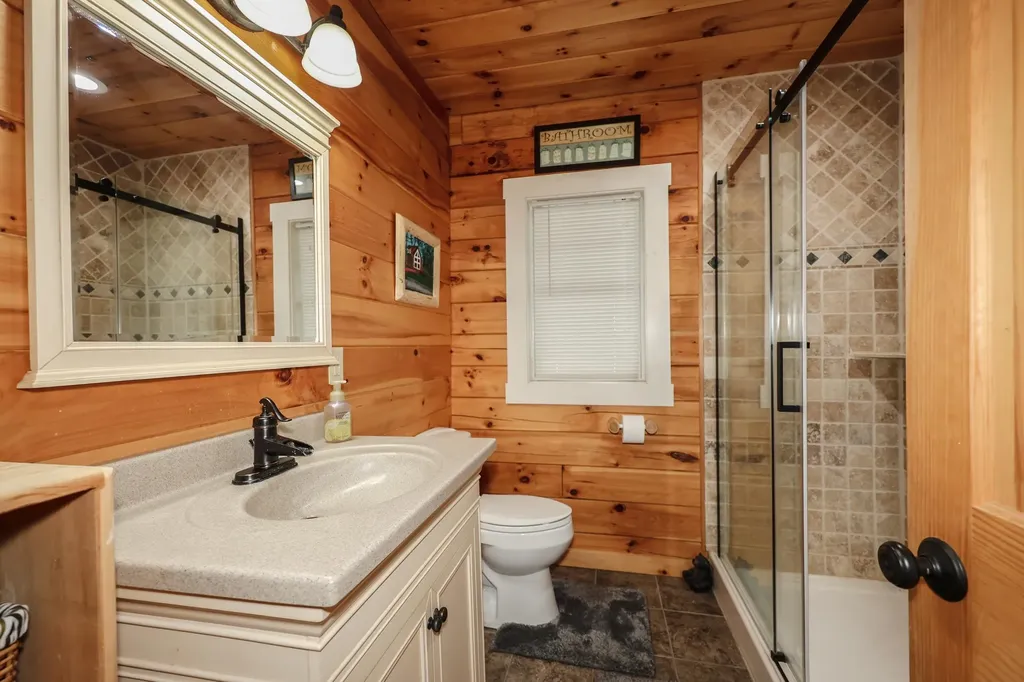 174 Gardners Grove Road Belmont NH 03220