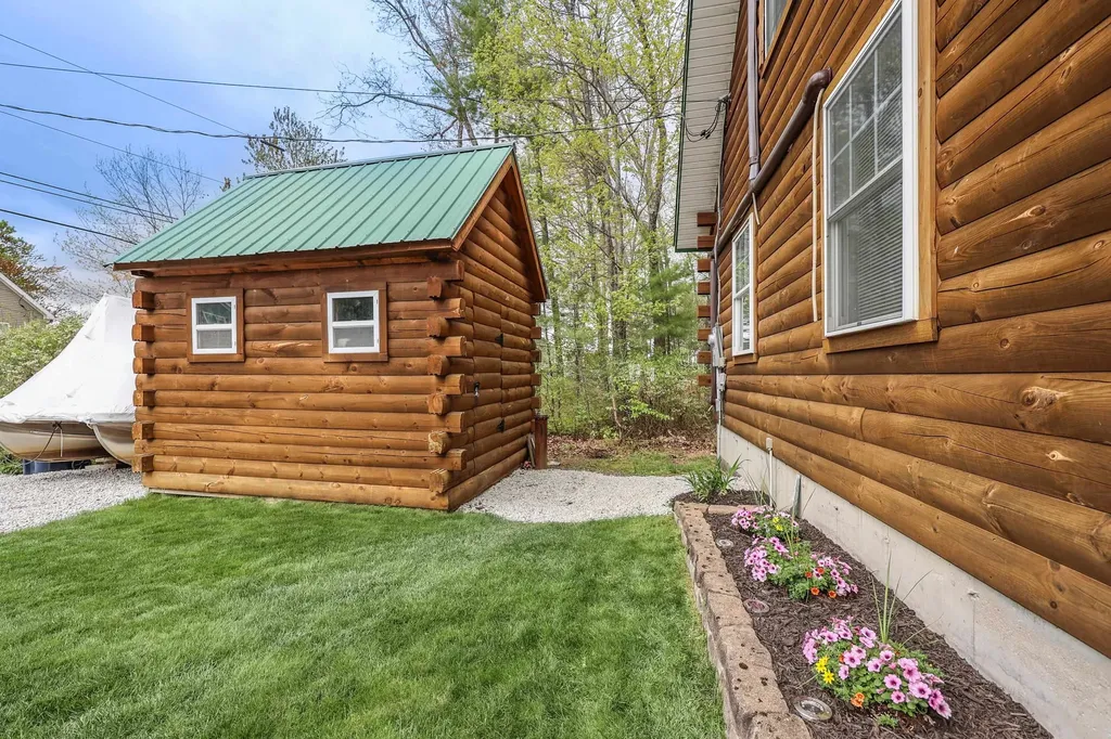 174 Gardners Grove Road Belmont NH 03220