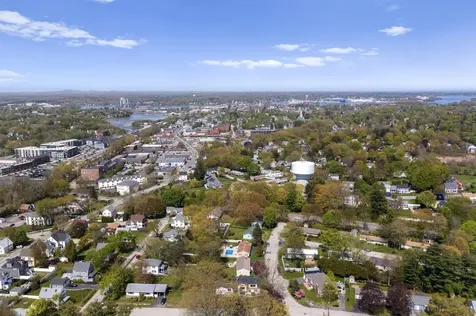 32 Hampshire Road Portsmouth NH 03801