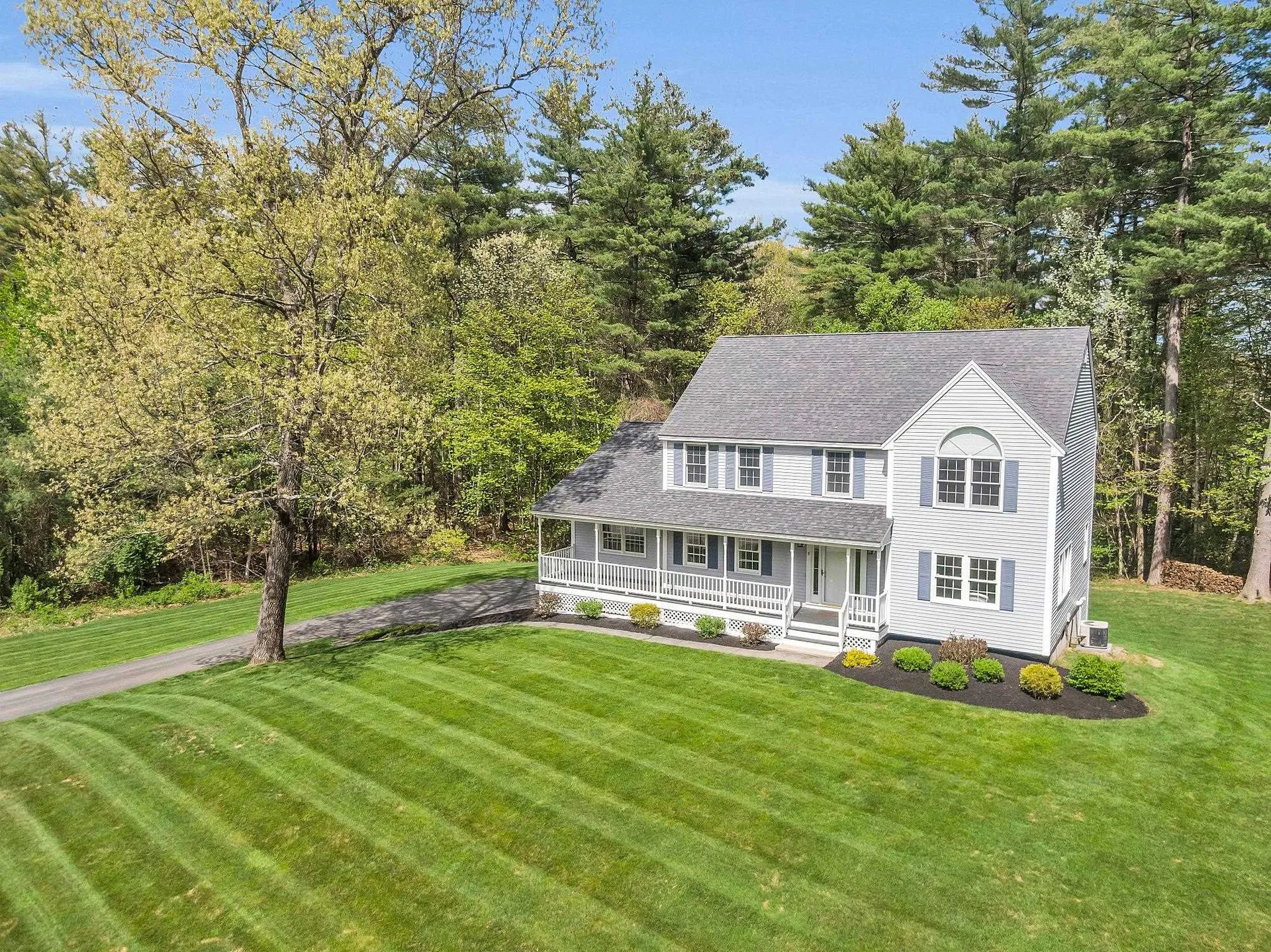 5 Fineview Road Windham NH 03087