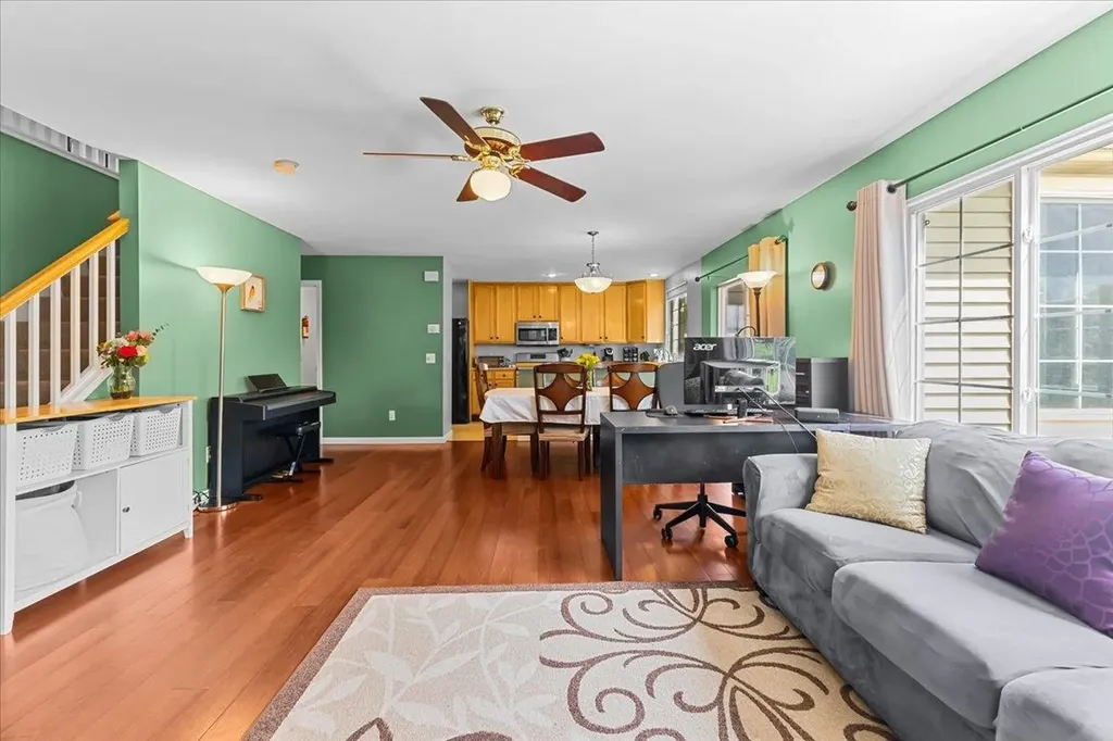 11 Cardinal Lane Essex VT 05452