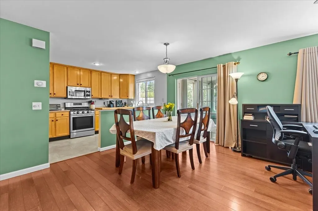 11 Cardinal Lane Essex VT 05452