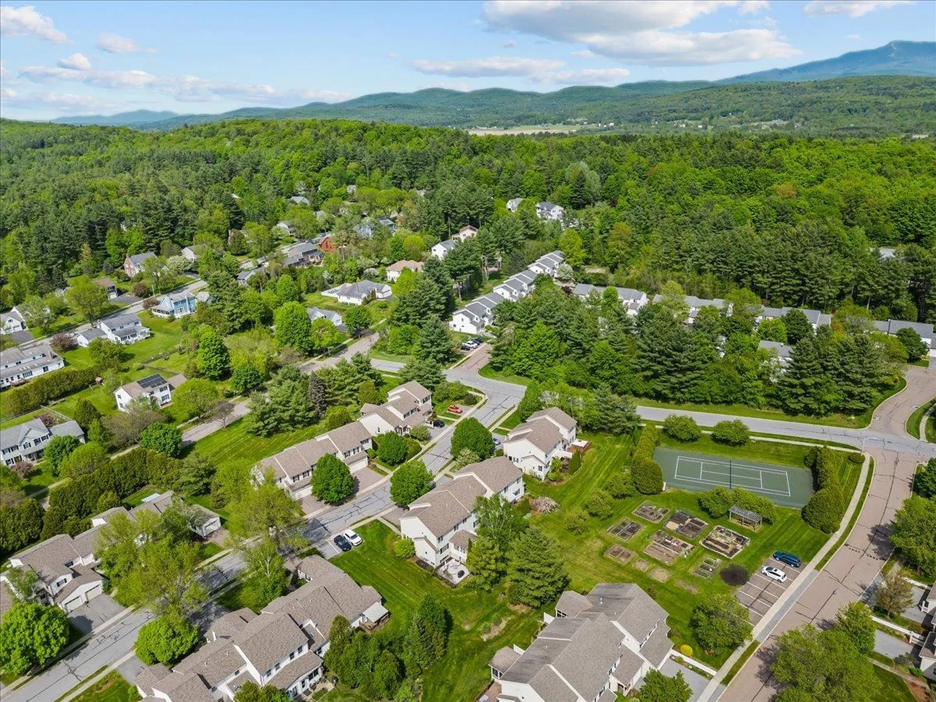 11 Cardinal Lane Essex VT 05452
