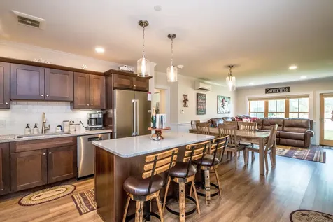 235 Skimobile Road Conway NH 03860