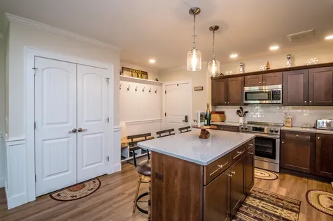 235 Skimobile Road Conway NH 03860