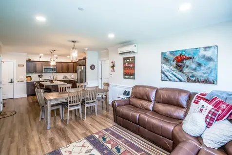 235 Skimobile Road Conway NH 03860