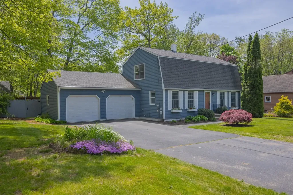 16 Buttonwood Road South Berwick ME 03908