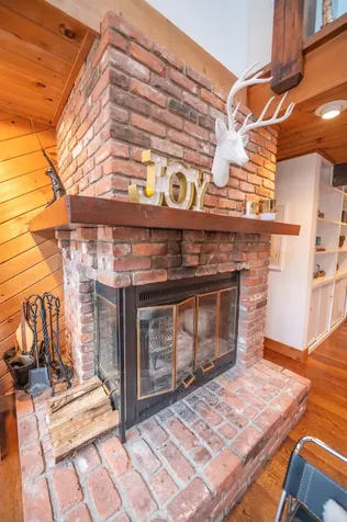 22b Suntec Loop Dover VT 05356