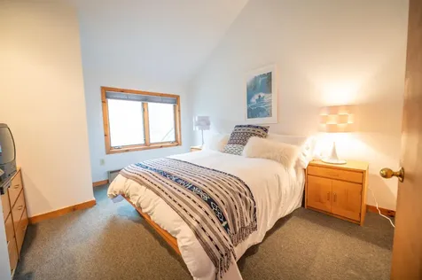 22b Suntec Loop Dover VT 05356
