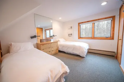 22b Suntec Loop Dover VT 05356