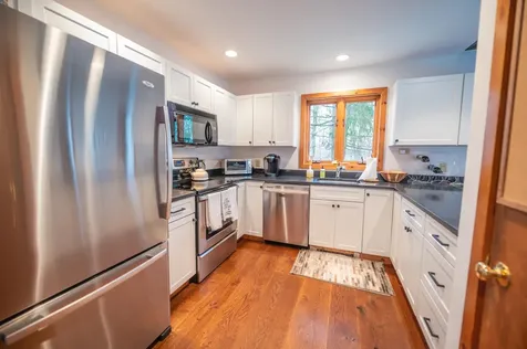 22b Suntec Loop Dover VT 05356