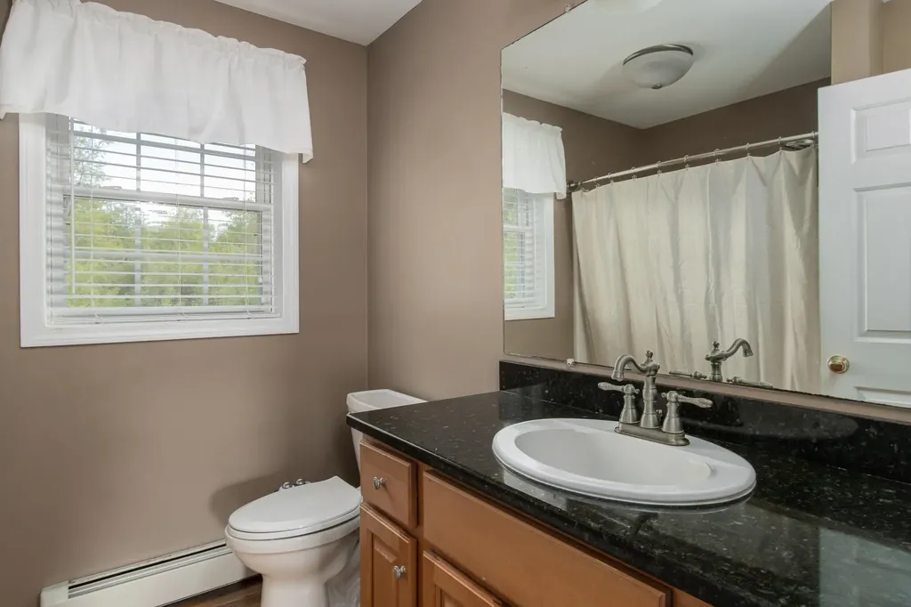 10 Fiddlehead Lane Rochester NH 03867
