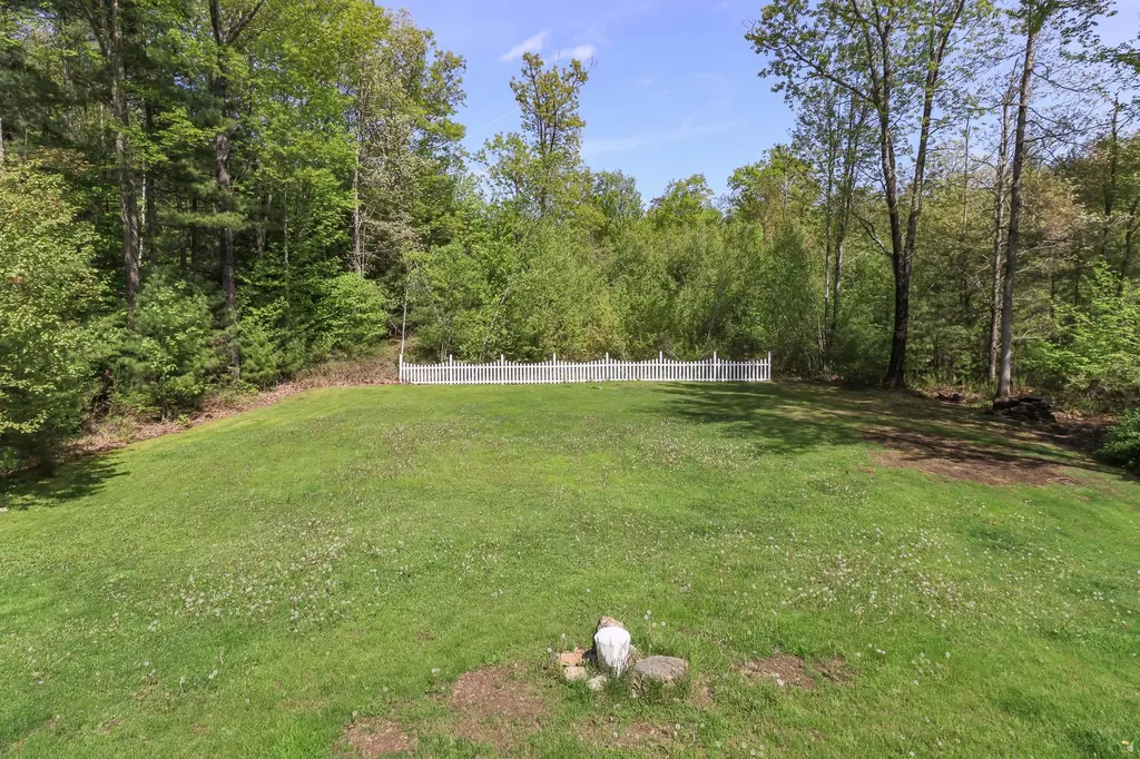 10 Fiddlehead Lane Rochester NH 03867