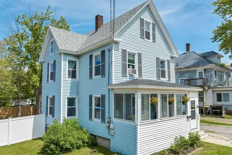 51 Strafford Street Laconia NH 03246