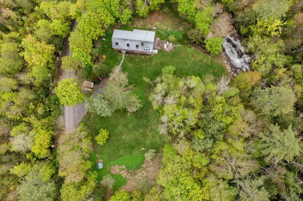 111 Upper Depot Road Marshfield VT 05658