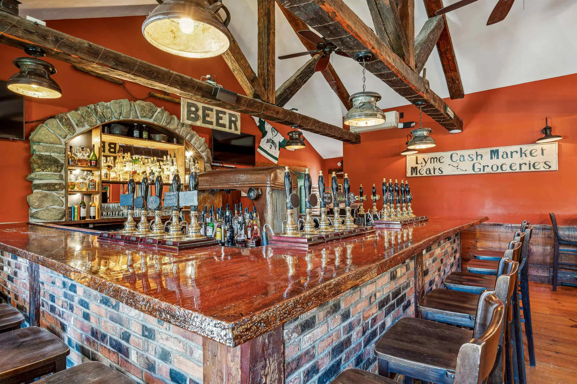 9 Main Street Lyme NH 03768