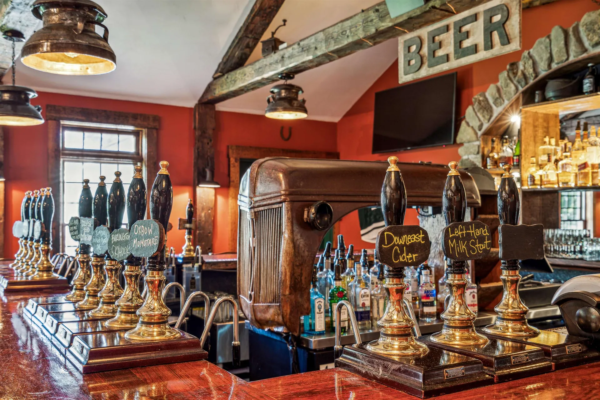 9 Main Street Lyme NH 03768