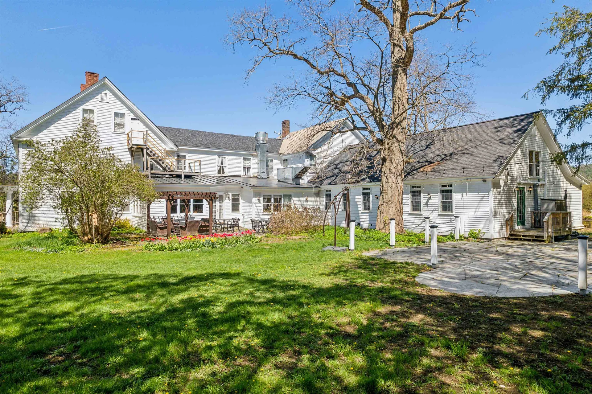 9 Main Street Lyme NH 03768