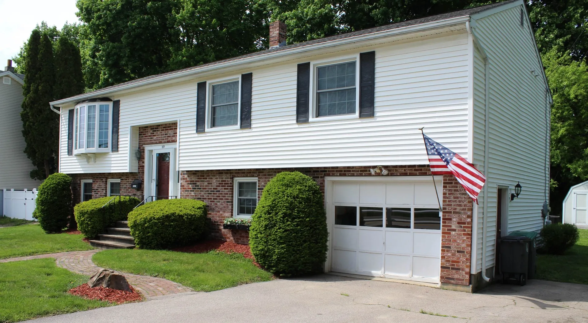 17 Pleasant Street Pembroke NH 03275