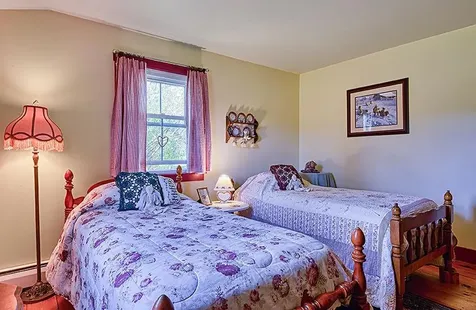 401 North Street Chester VT 05143