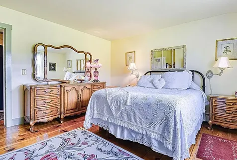401 North Street Chester VT 05143