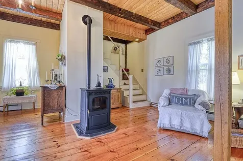 401 North Street Chester VT 05143