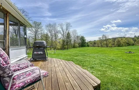 401 North Street Chester VT 05143