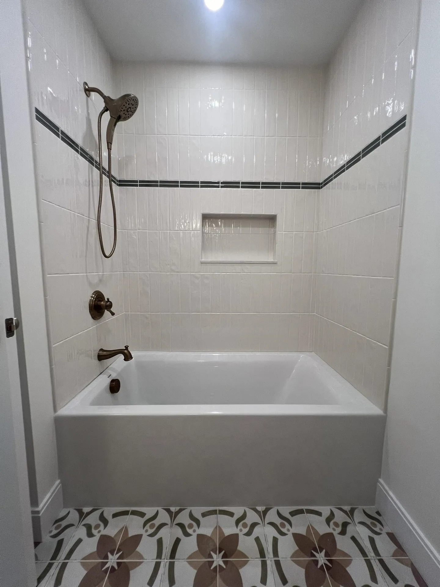 251 Sage Lane Portsmouth NH 03801