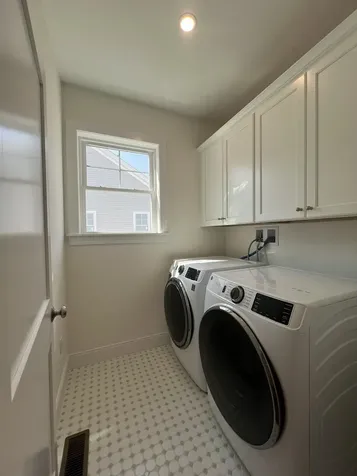 251 Sage Lane Portsmouth NH 03801