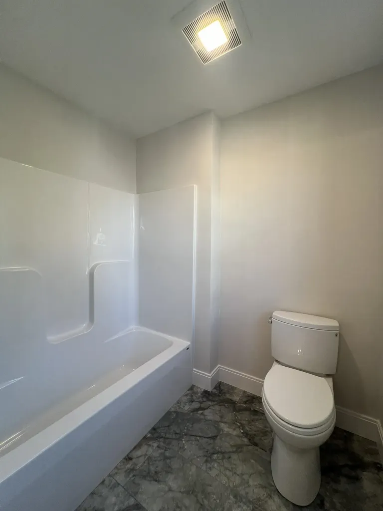 195 Sage Lane Portsmouth NH 03801