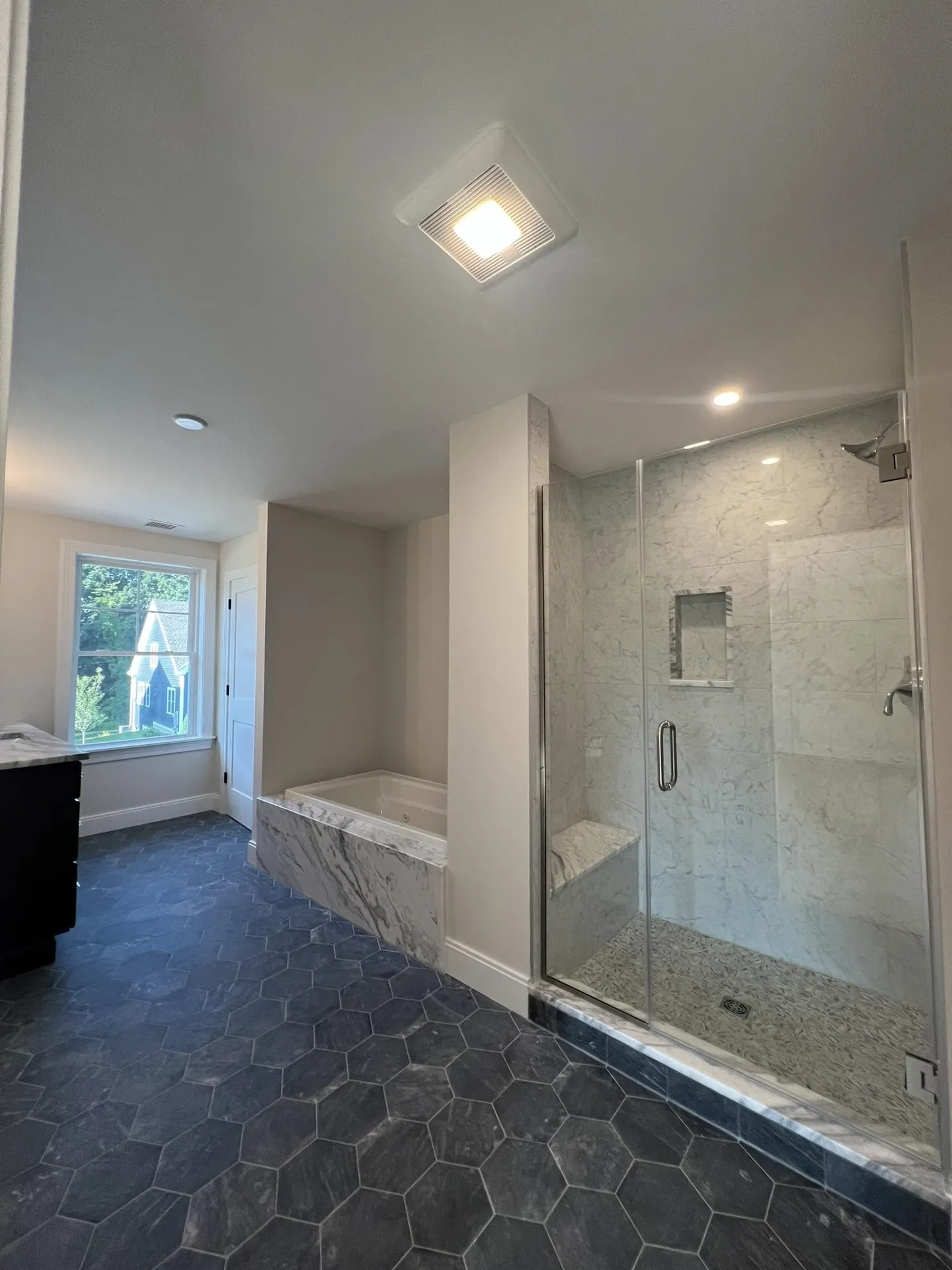 195 Sage Lane Portsmouth NH 03801