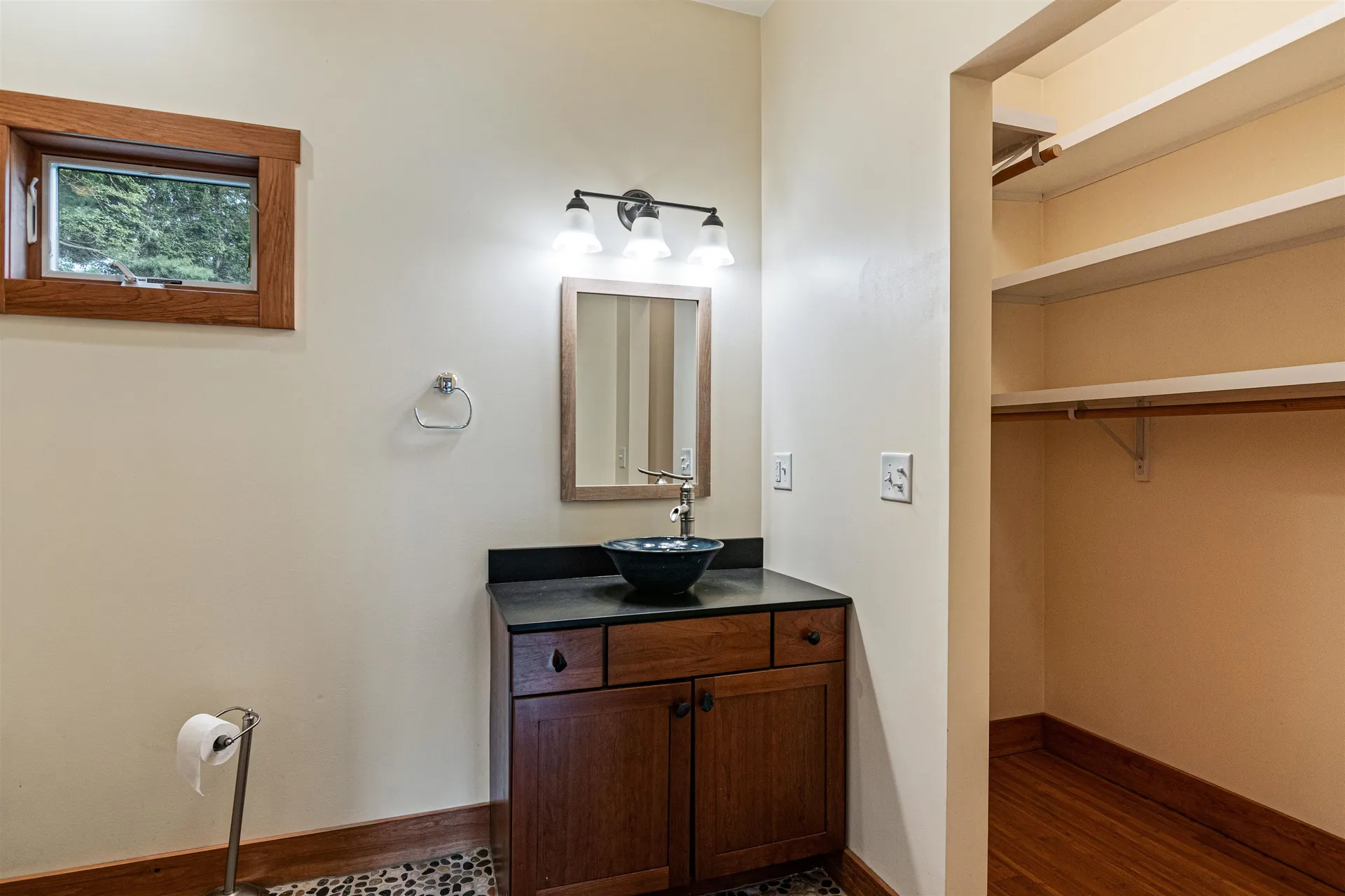 164 Woodbury Road Burlington VT 05408