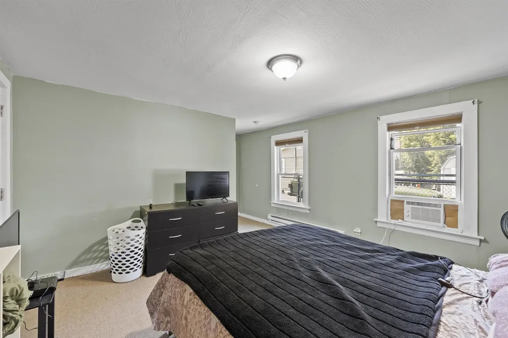 20 Massachusetts Avenue Laconia NH 03246