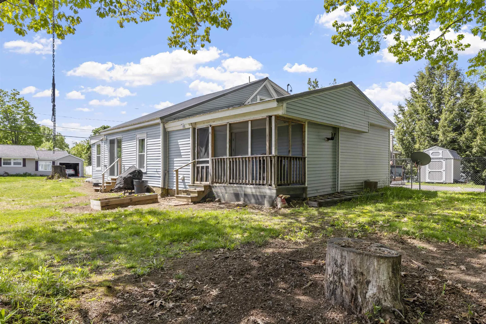 20 Massachusetts Avenue Laconia NH 03246