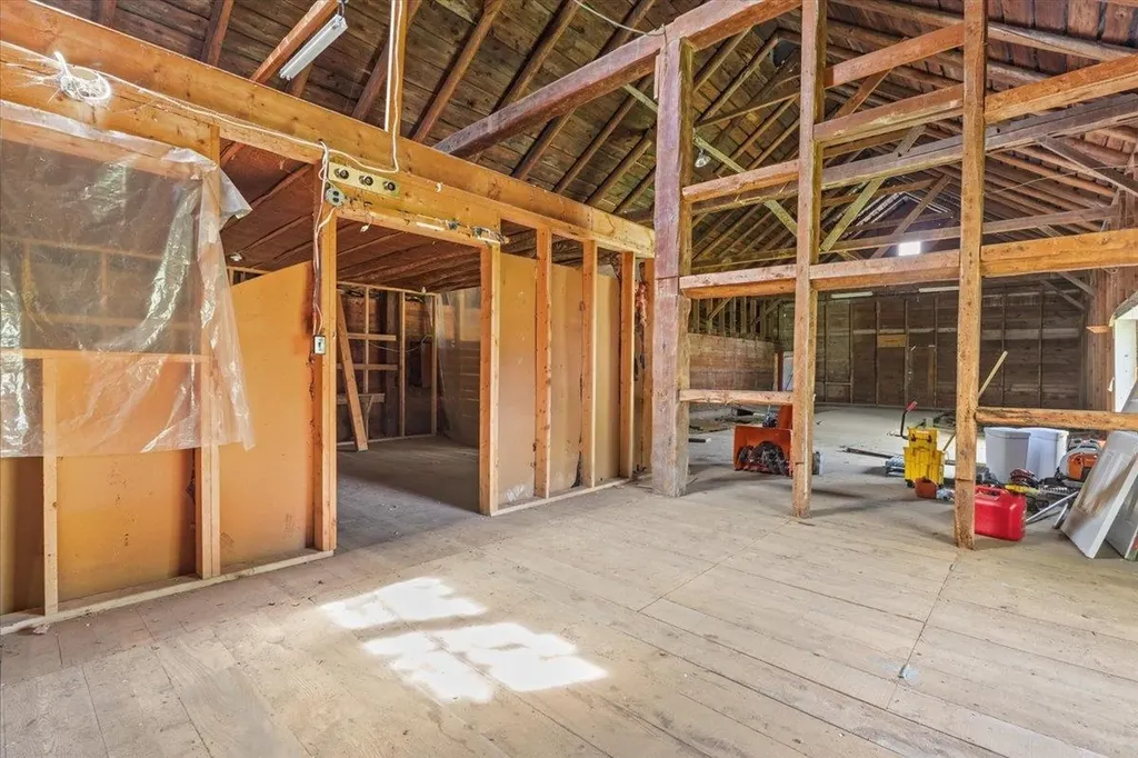 44 Stagecoach Road Morristown VT 05661