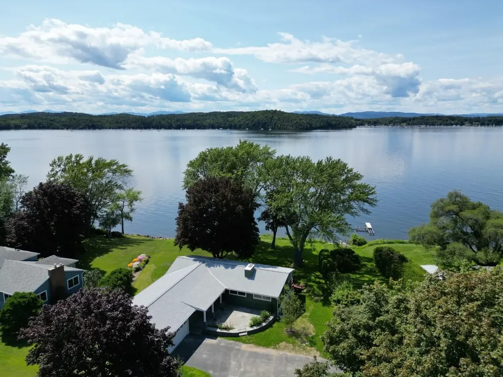 315 Champlain Drive Shelburne VT 05482