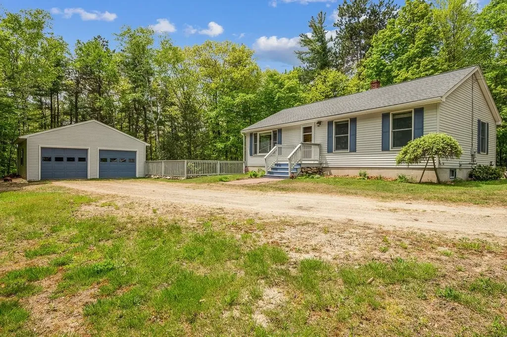 131 Partridge Drive Middleton NH 03887