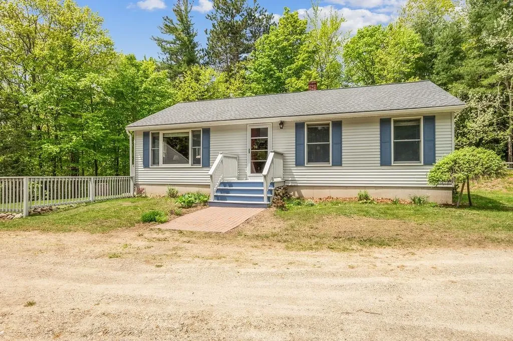 131 Partridge Drive Middleton NH 03887