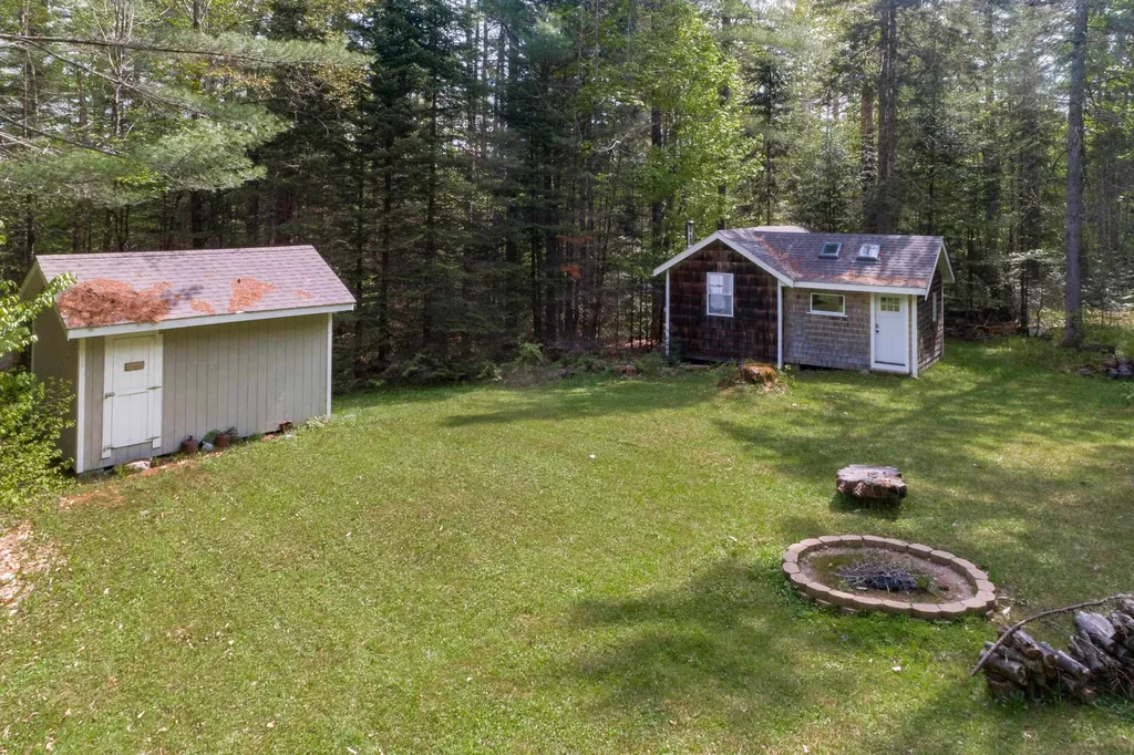 86 Abe Jacobs Road Corinth VT 05039