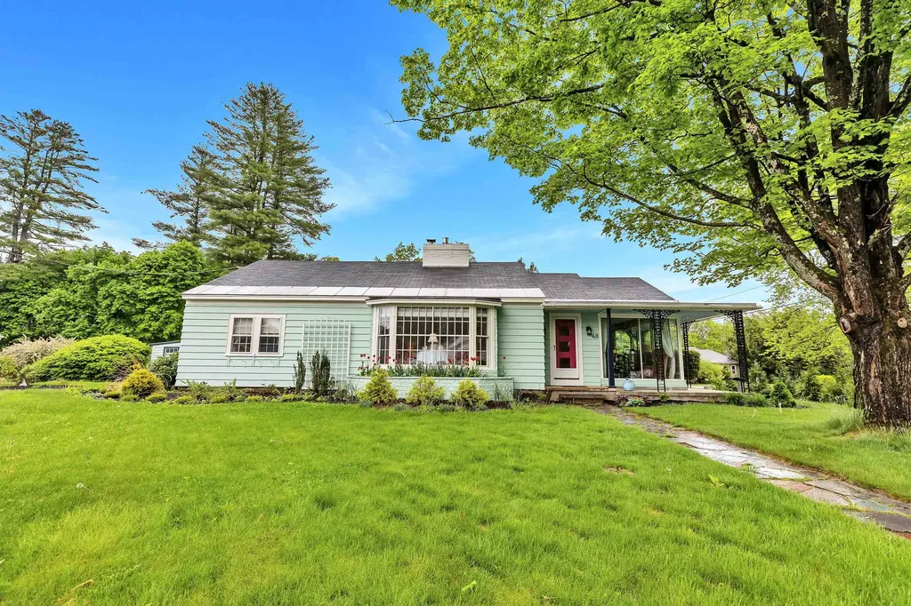 48 Edgewood Avenue Keene NH 03431