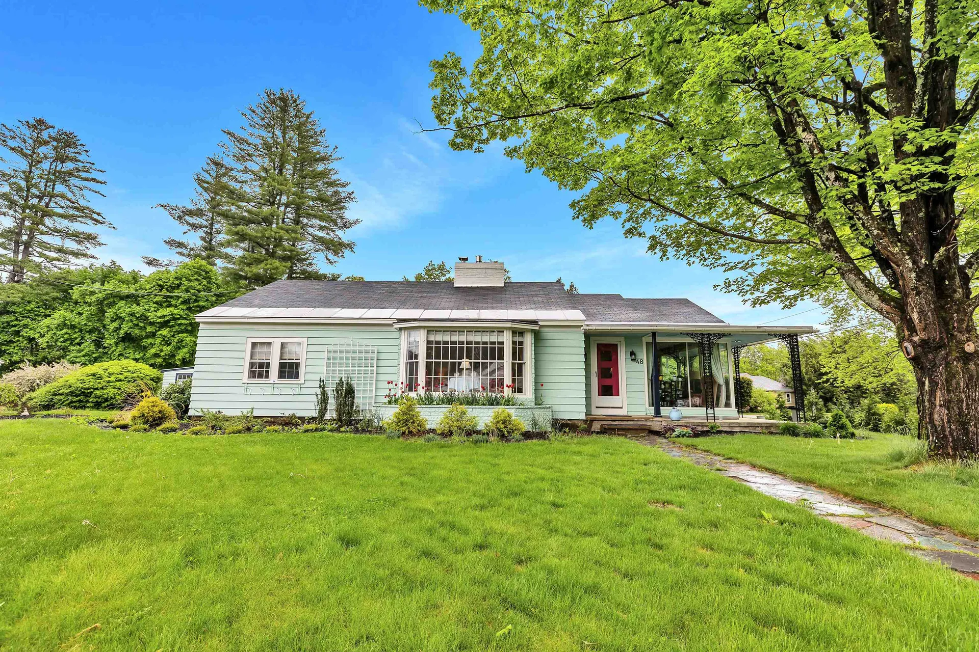 48 Edgewood Avenue Keene NH 03431