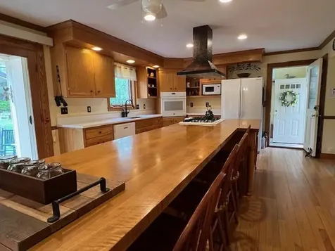 2401 North Hill Road Andover VT 05143
