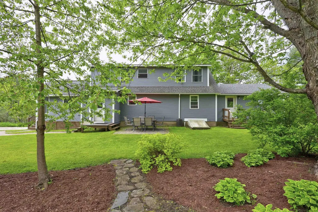 59 Nashville Road Jericho VT 05465