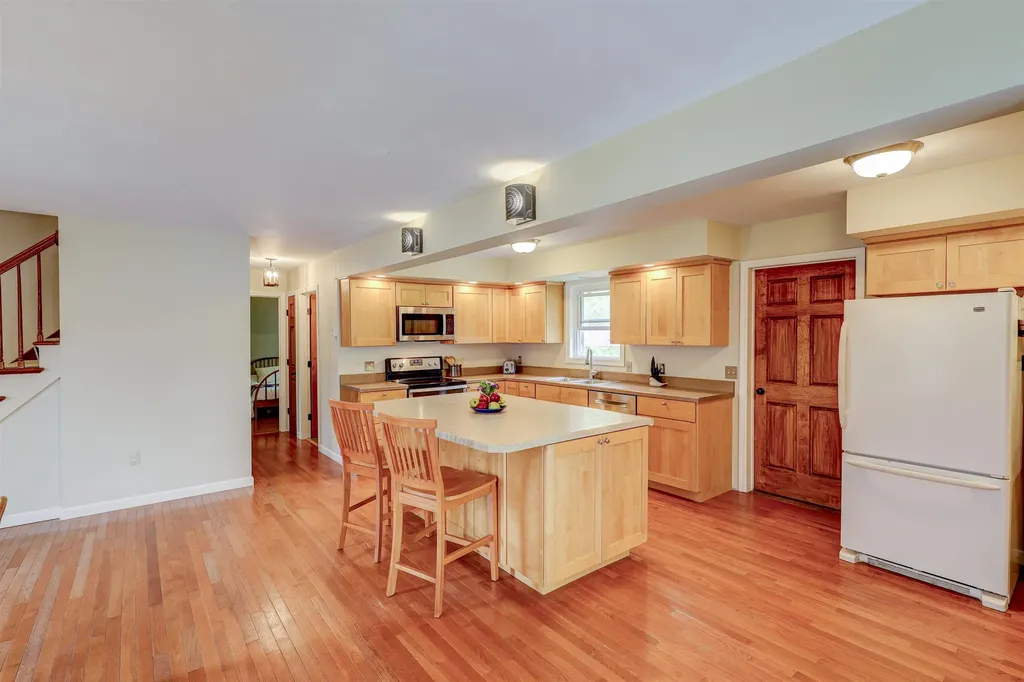 59 Nashville Road Jericho VT 05465