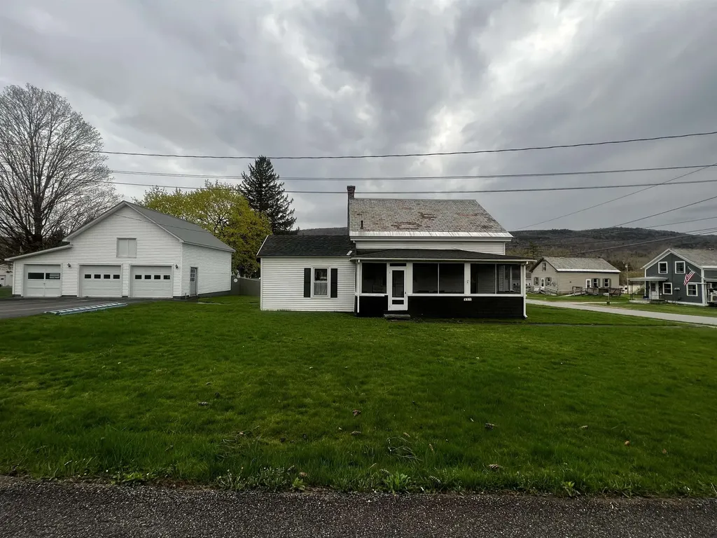 69 Elm Street, Wallingford VT Josiah Allen Real Estate Southern