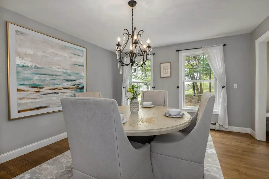 11 Chelsea Way Stratham NH 03885