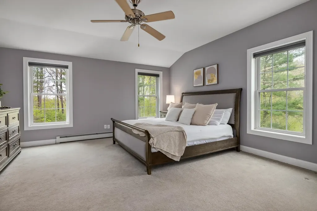11 Chelsea Way Stratham NH 03885