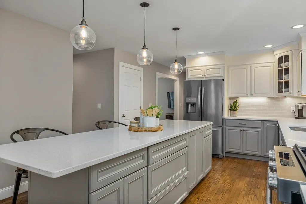 11 Chelsea Way Stratham NH 03885